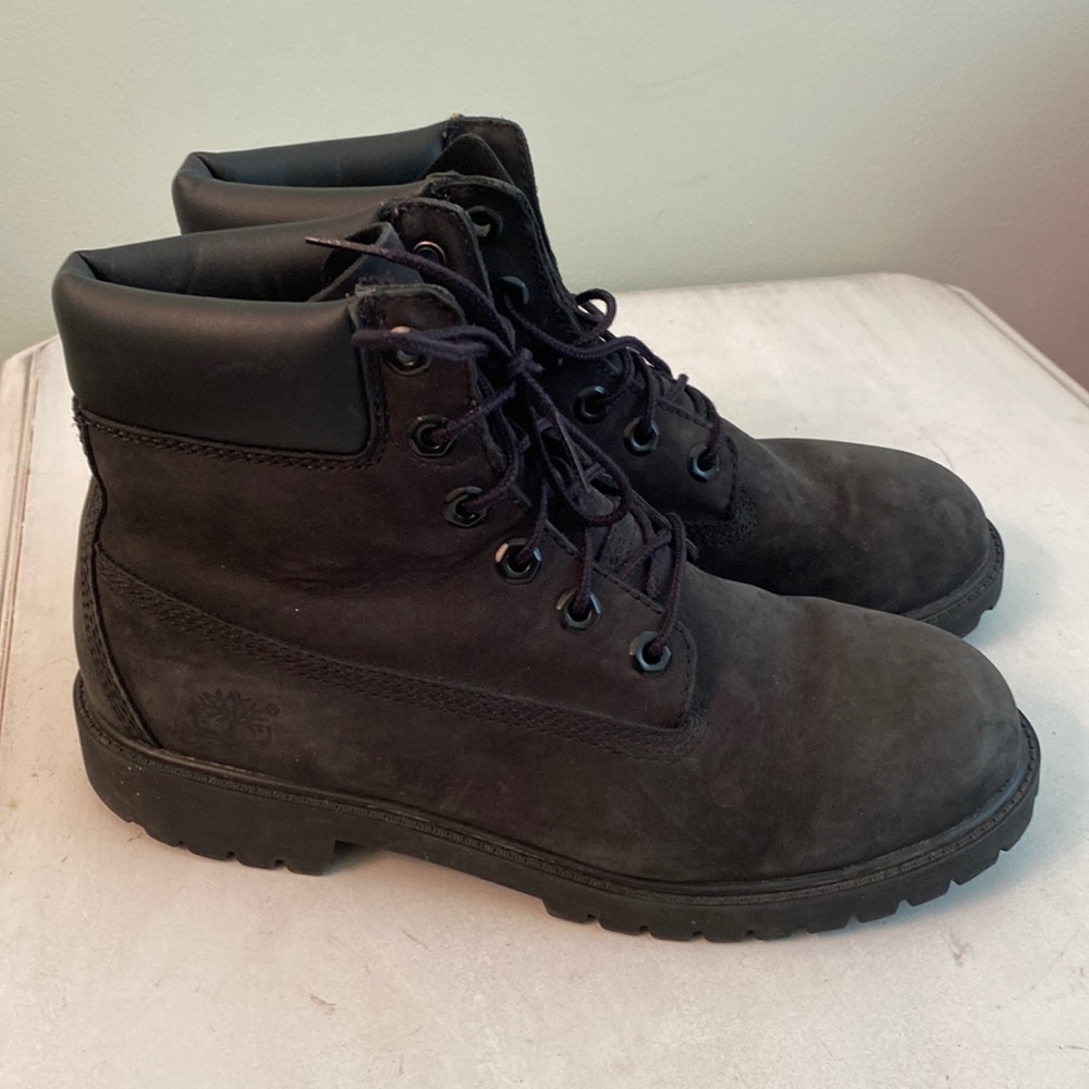 Timberland black suede boys boots